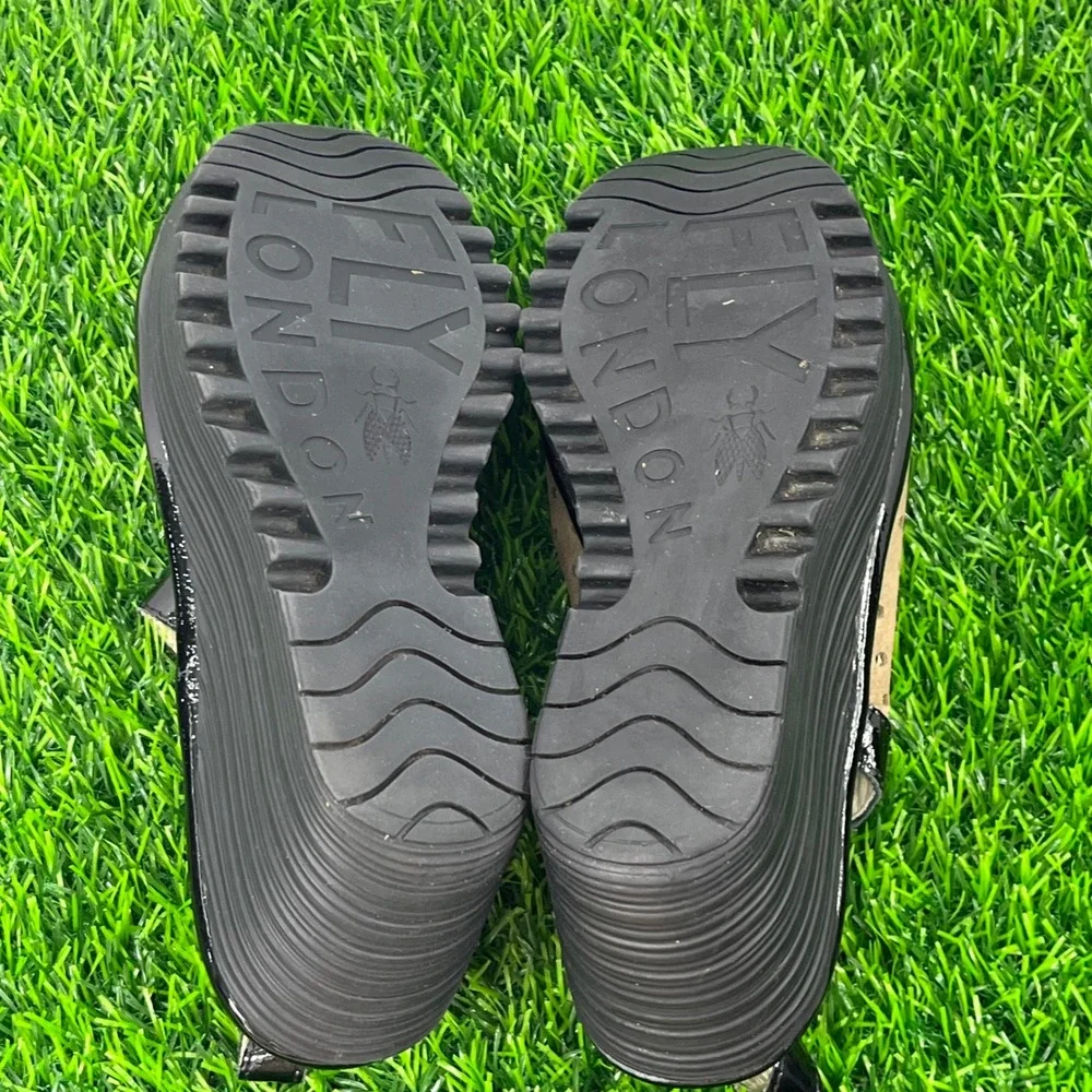 FLY LONDON Wedge Sandals Perforated‎ Suede Black Patent Leather Sz EU37 US 6-6.5